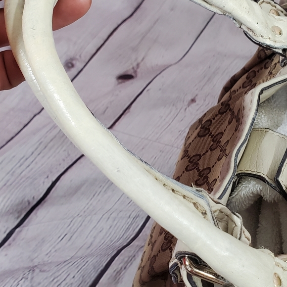 GUCCI GG SIGNATURE SUKEY HOBO BAG - Picture 9 of 15